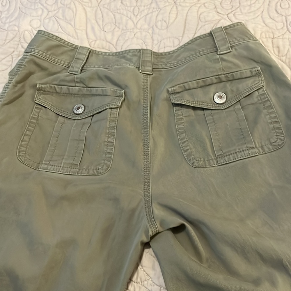 Liz Claiborne Vintage Army Olive Avacado Green Low Rise Cargo Utility Capris 8 - Picture 12 of 16